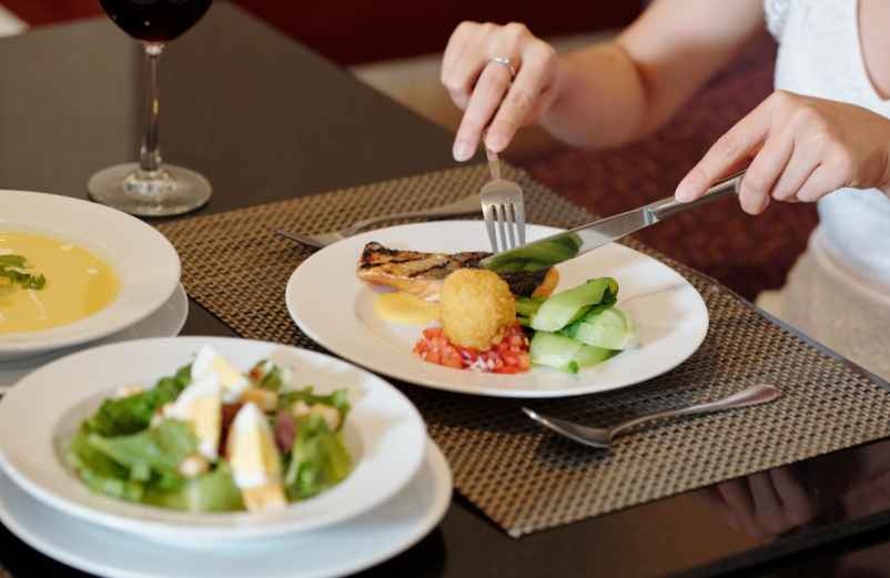 L’alimentation et les habitudes simples qui soutiennent la régulation-Chez Requia