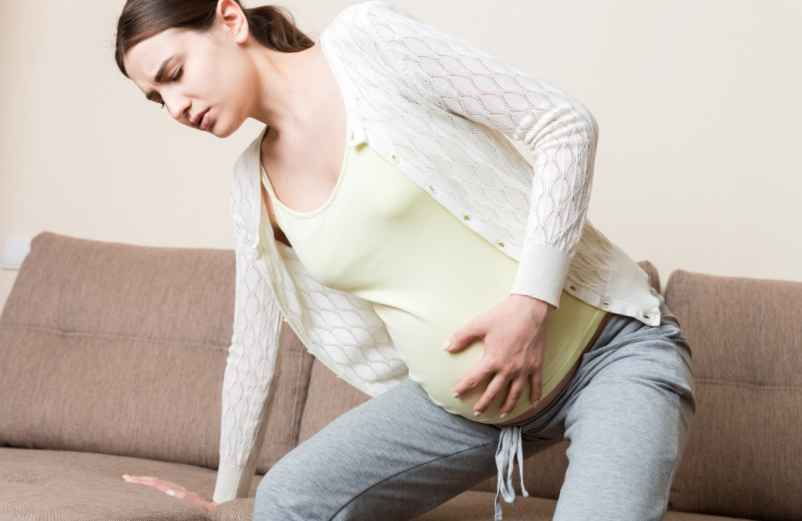 Douleurs abdominales pendant la grossesse : quand faut-il s’inquiéter ?-Chez Requia