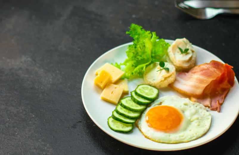 L’omelette aux épinards et blanc d’œuf-Chez Requia L’omelette aux épinards et blanc d’œuf-Chez Requia