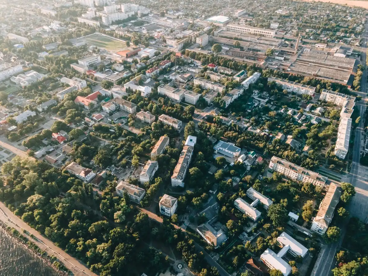 Planification urbaine avec amélioration des infrastructures et qualité de l'air