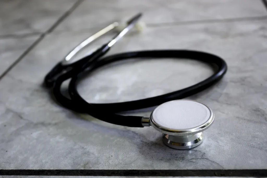 Consultation médicale en gynécologie dans un cabinet médical